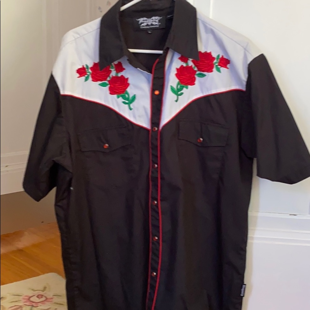 Men’s rose cowboy shirt